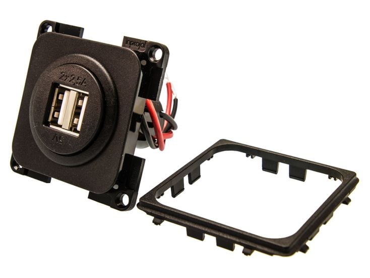 BBA presa doppia nera USB