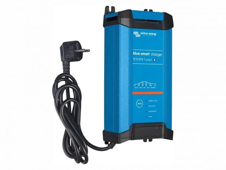 Victron IP22 30 A 1C Blue caricabatterie smart